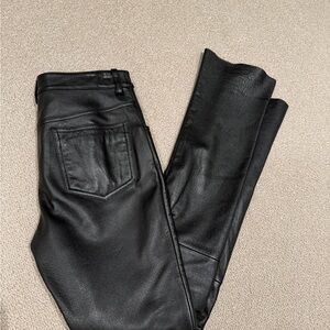 Wilsons Leather Women's Black Skinny Jeans